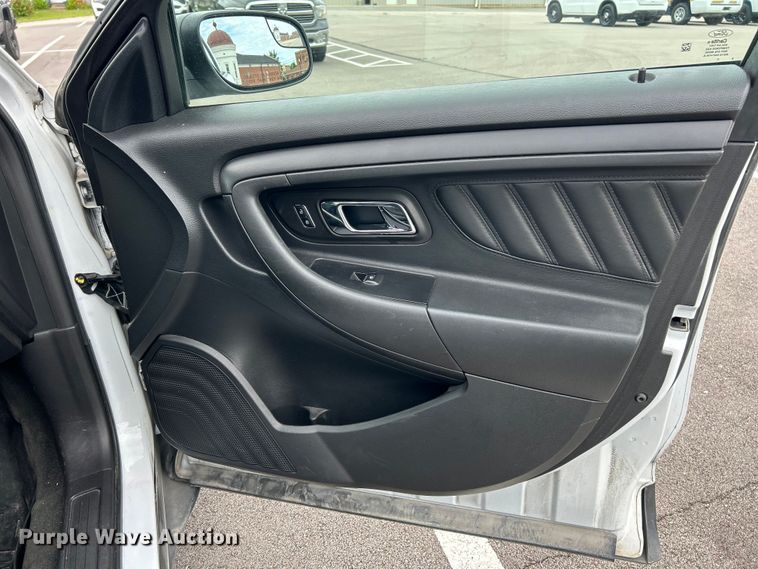 image for item EK4895 2015 Ford Taurus Police Interceptor 