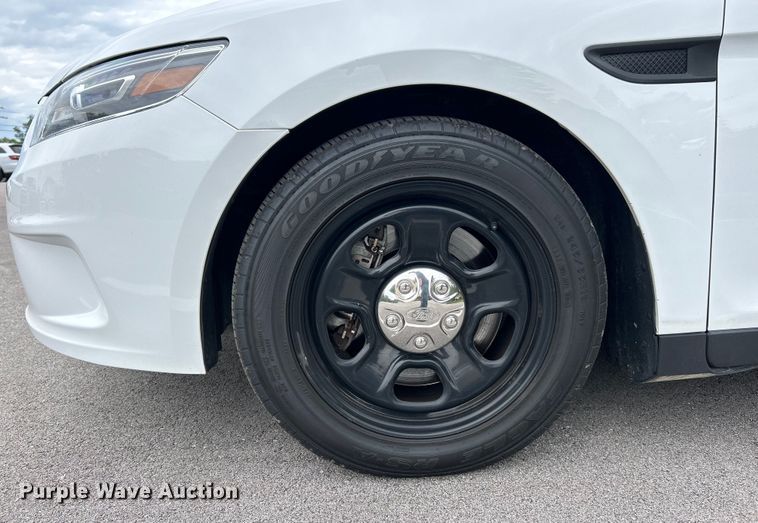image for item EK4895 2015 Ford Taurus Police Interceptor 