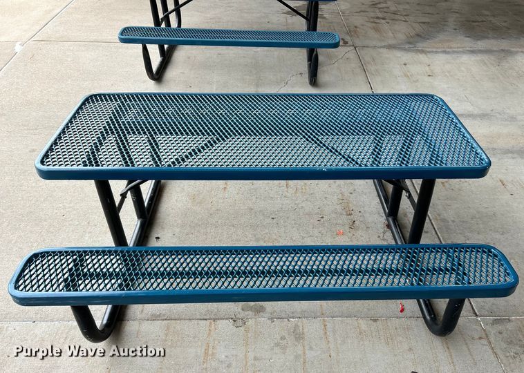 image for item EK4931 (4) picnic tables