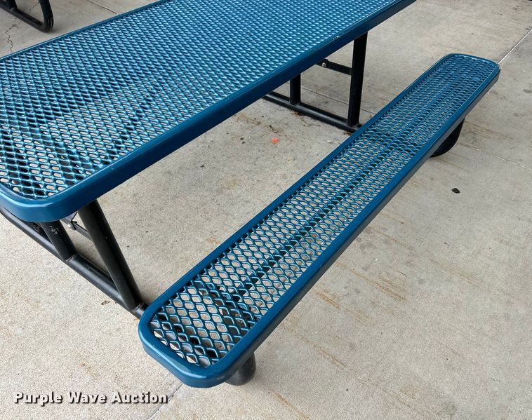 image for item EK4931 (4) picnic tables