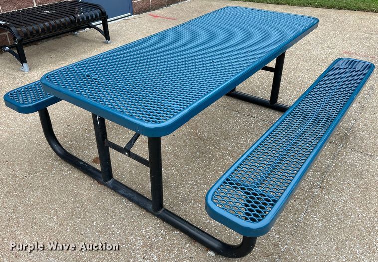 image for item EK4932 (3) picnic tables
