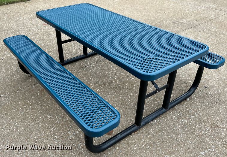 image for item EK4932 (3) picnic tables