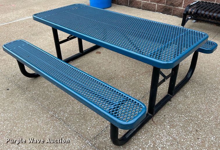 image for item EK4932 (3) picnic tables