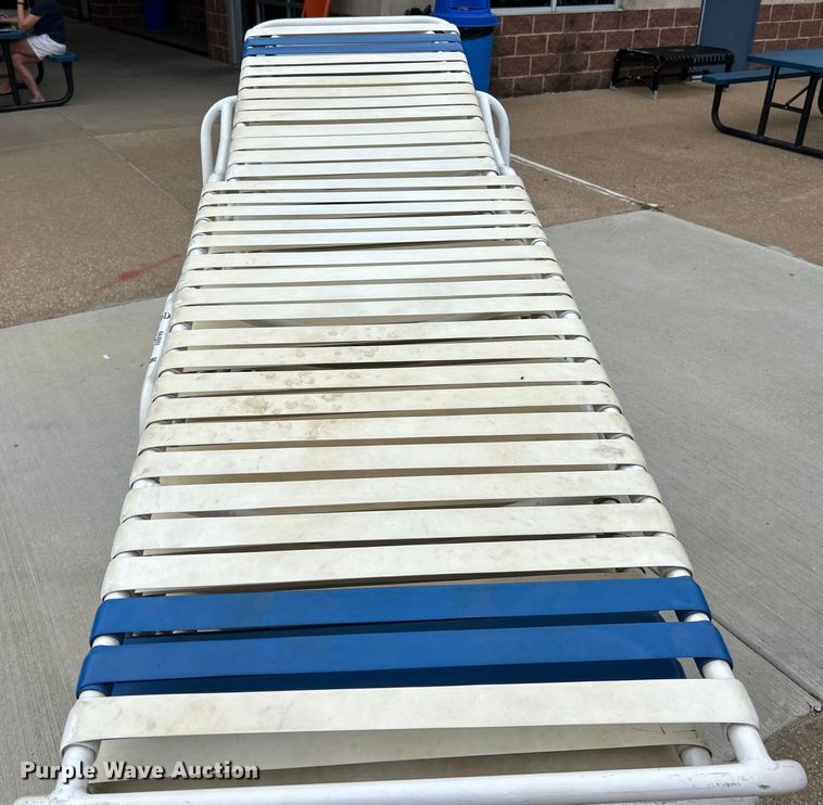 image for item EK4933 (20) pool lounge chairs 