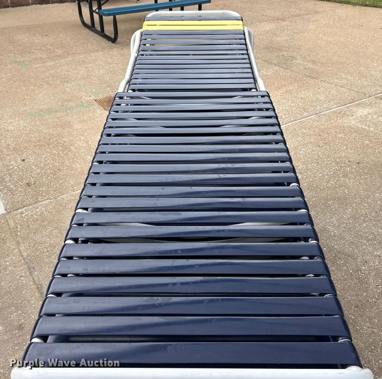 image for item EK4935 (25) pool lounge chairs 