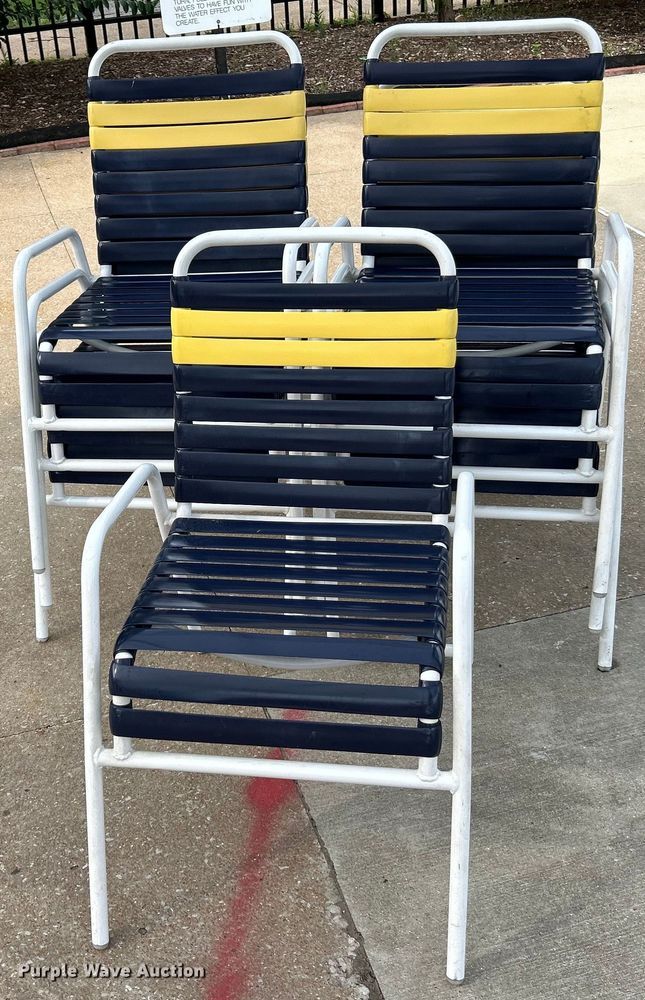 image for item EK4937 (7) pool chairs 