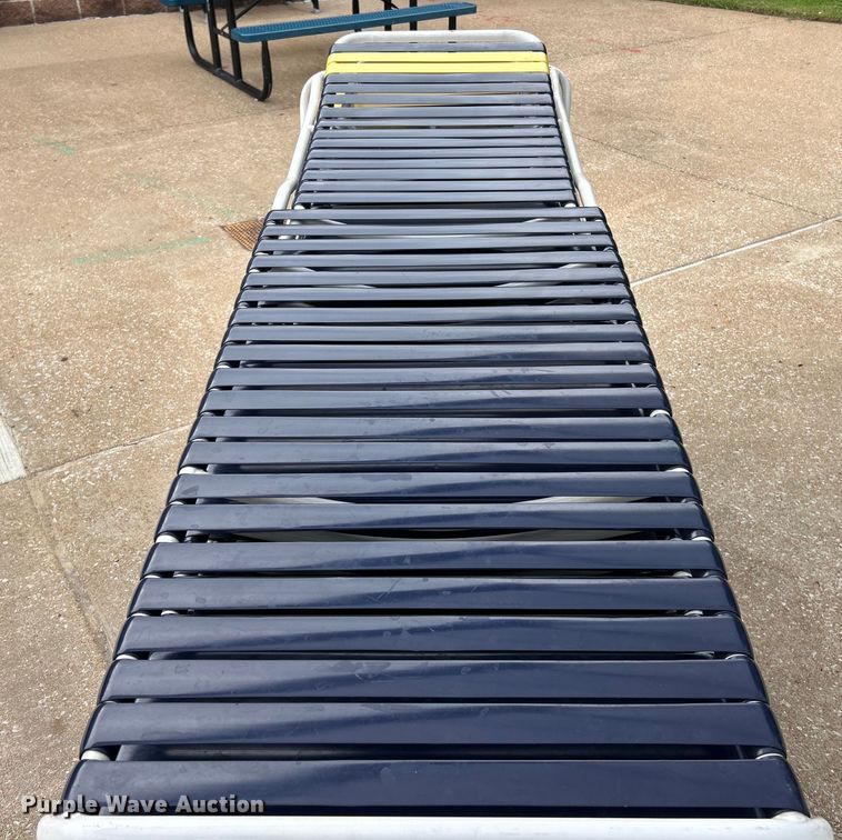 image for item EK4940 (25) pool lounge chairs 