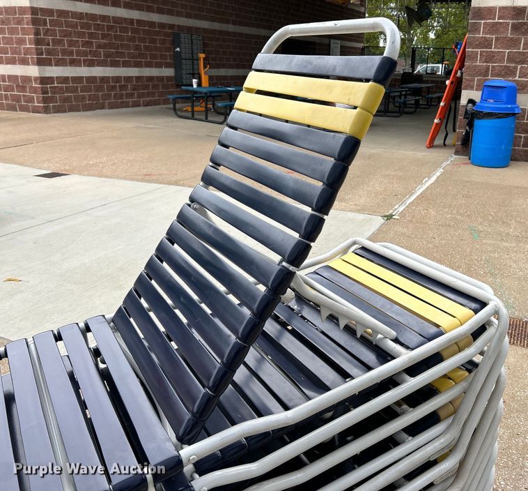 image for item EK4940 (25) pool lounge chairs 