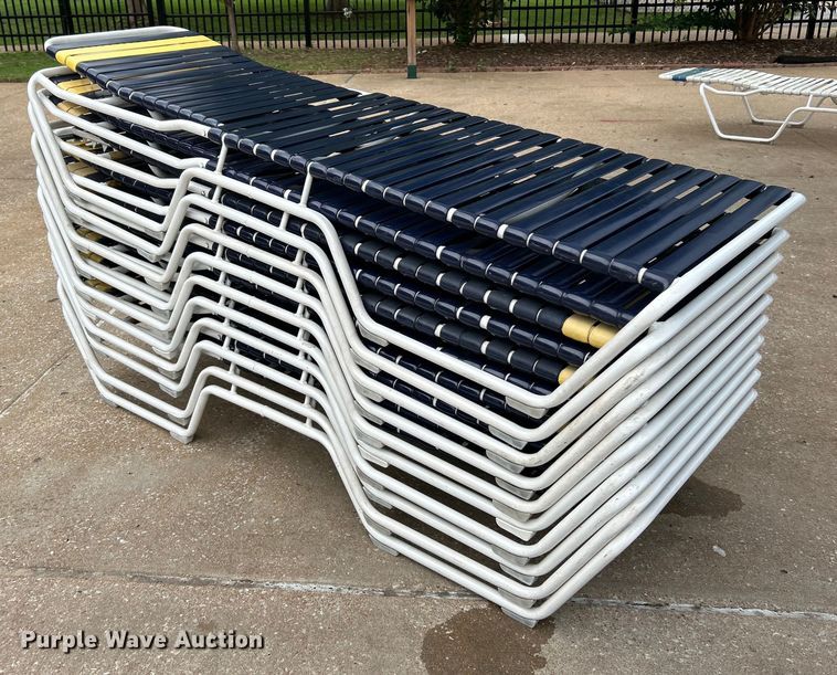 image for item EK4942 (25) pool lounge chairs 