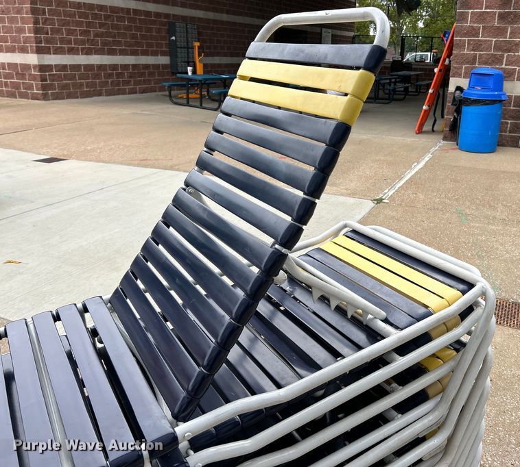 image for item EK4942 (25) pool lounge chairs 