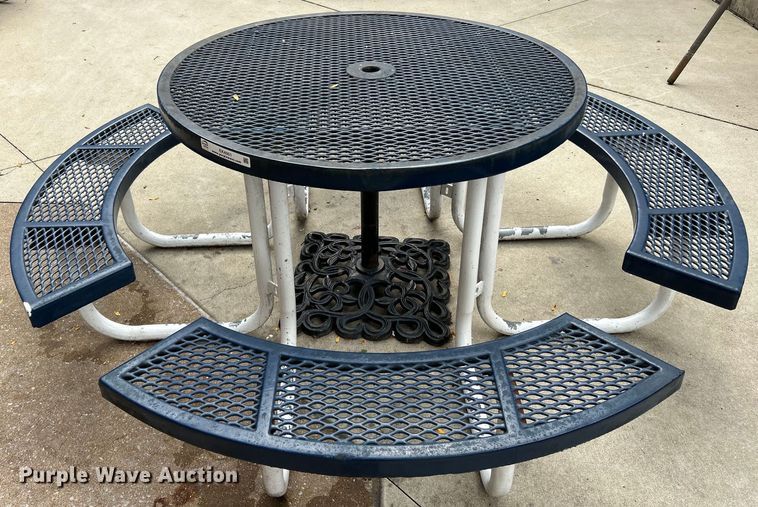 image for item EK4951 (4) picnic tables