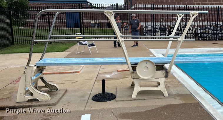 image for item EK4953 Duraflex Durafirm diving board