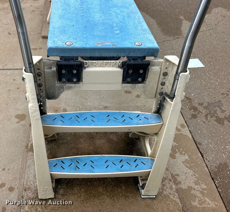 image for item EK4953 Duraflex Durafirm diving board