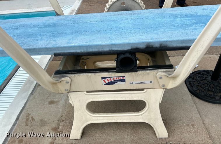 image for item EK4953 Duraflex Durafirm diving board