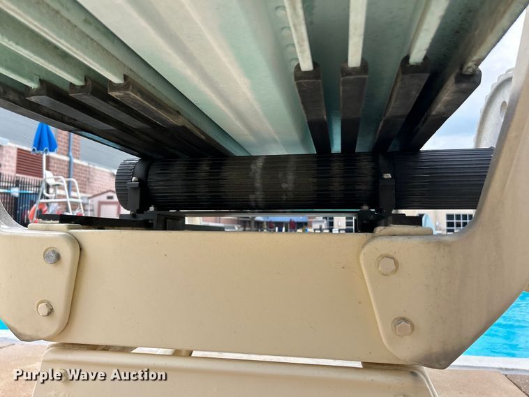 image for item EK4953 Duraflex Durafirm diving board