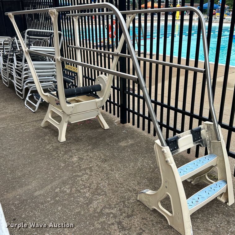 image for item EK4953 Duraflex Durafirm diving board