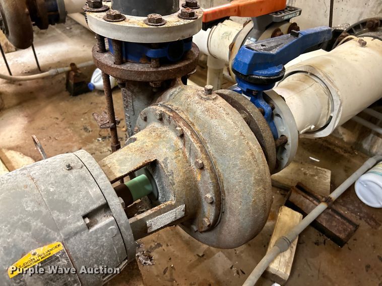 image for item EK4954 (3) pool pumps