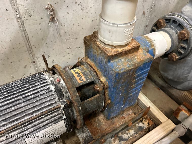 image for item EK4954 (3) pool pumps