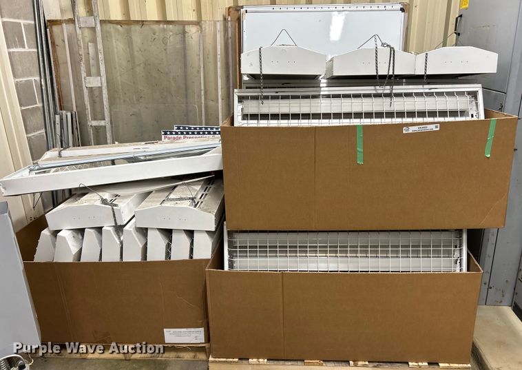 image for item EK4955 (27) light fixtures