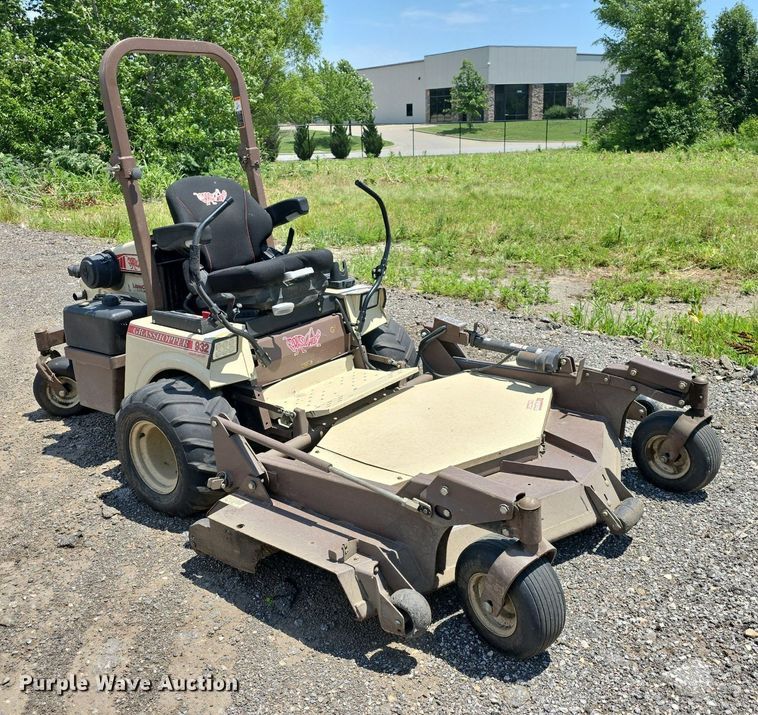 image for item EK6073 Grasshopper  932 ZTR lawn mower