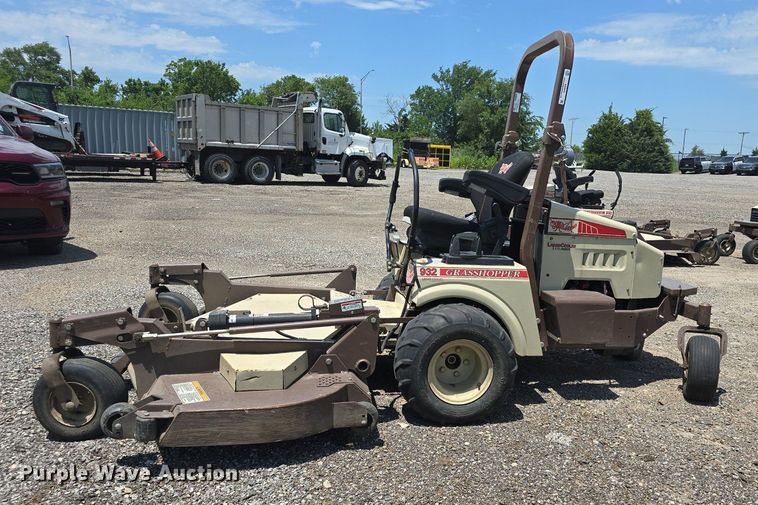 image for item EK6073 Grasshopper  932 ZTR lawn mower