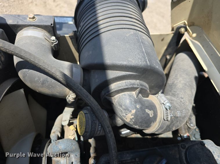 image for item EK6073 Grasshopper  932 ZTR lawn mower