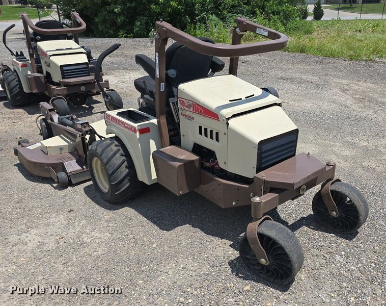 image for item EK6074 Grasshopper  932 ZTR lawn mower