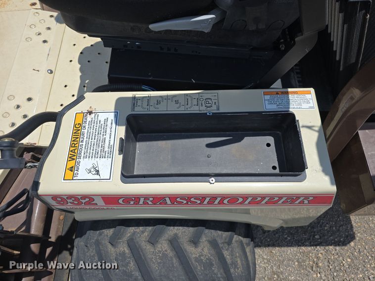 image for item EK6074 Grasshopper  932 ZTR lawn mower