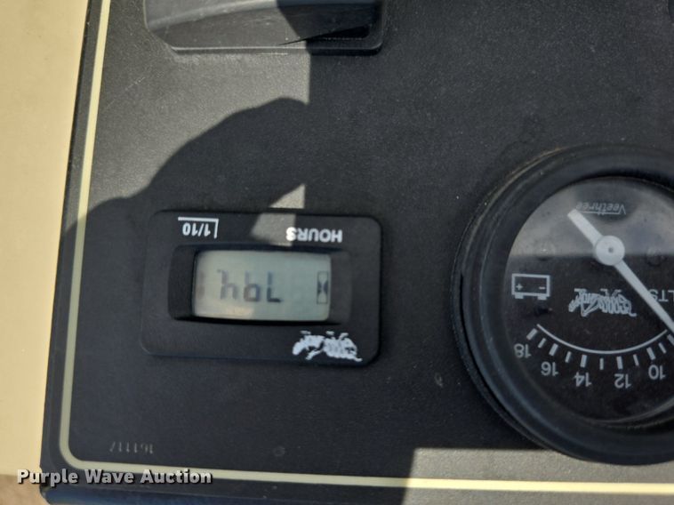 image for item EK6075 Grasshopper  932 ZTR lawn mower