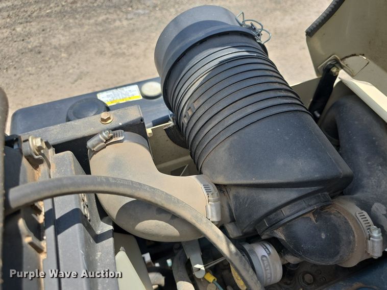 image for item EK6075 Grasshopper  932 ZTR lawn mower