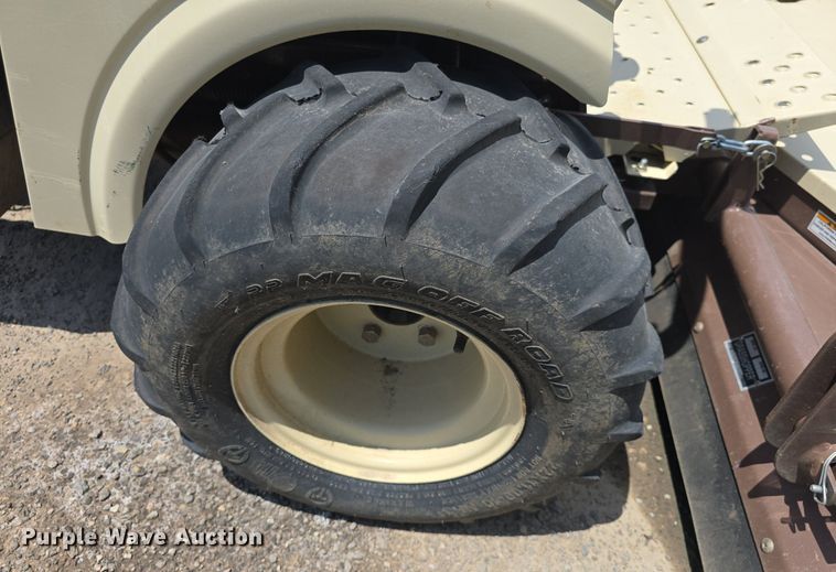 image for item EK6075 Grasshopper  932 ZTR lawn mower