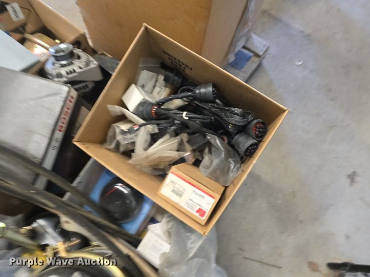 image for item EK6078 Truck parts