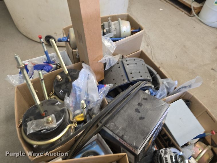 image for item EK6078 Truck parts