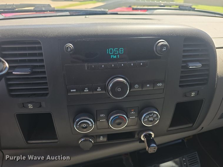 image for item EK6139 2012 Chevrolet Silverado 1500 Crew Cab pickup truck