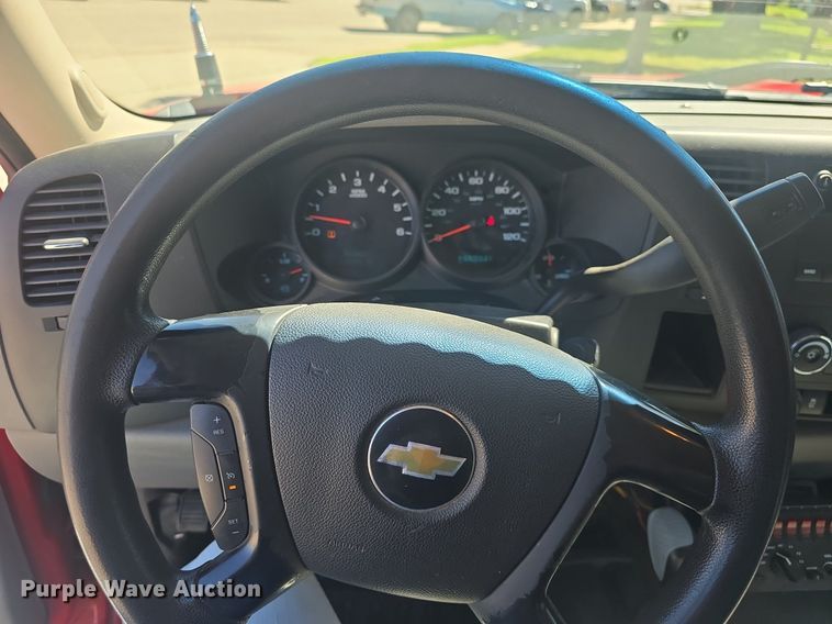 image for item EK6139 2012 Chevrolet Silverado 1500 Crew Cab pickup truck