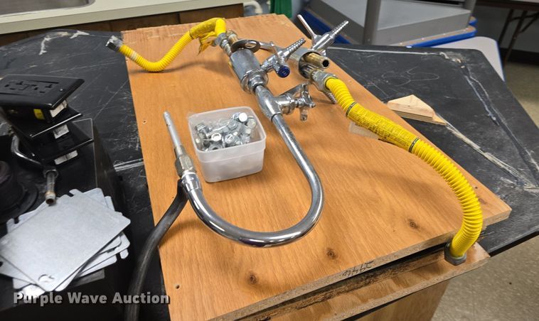 image for item EK6152 (5) science room tables