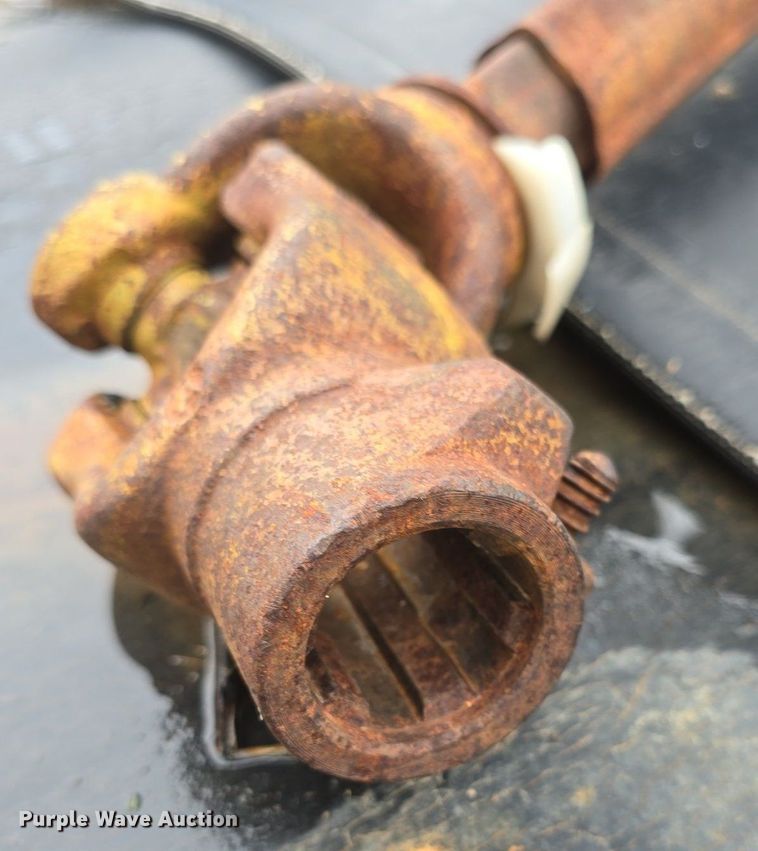 image for item EK6164 Lawn equipment