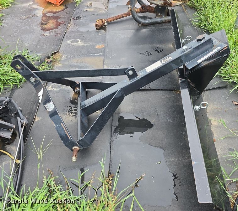 image for item EK6164 Lawn equipment