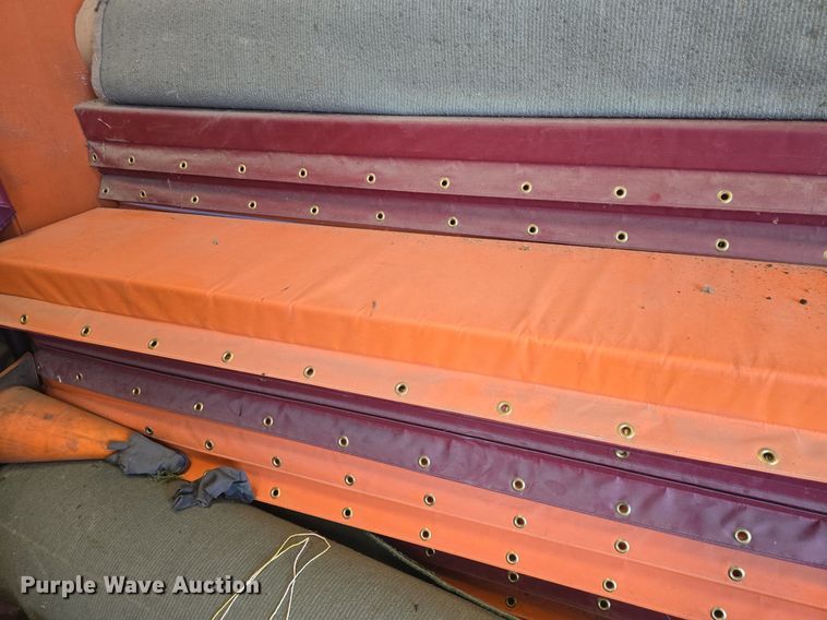 image for item EK6168 Approximately 24 gym wall mats