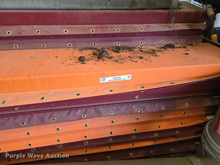 image for item EK6168 Approximately 24 gym wall mats