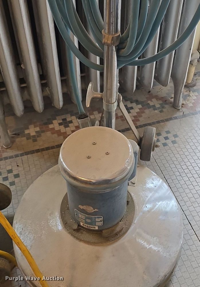 image for item EK6175 Janitorial equipment 