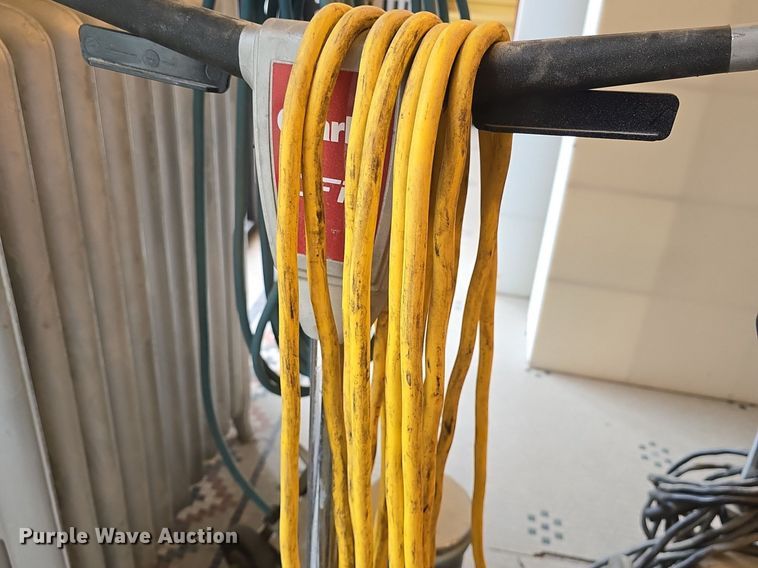 image for item EK6175 Janitorial equipment 