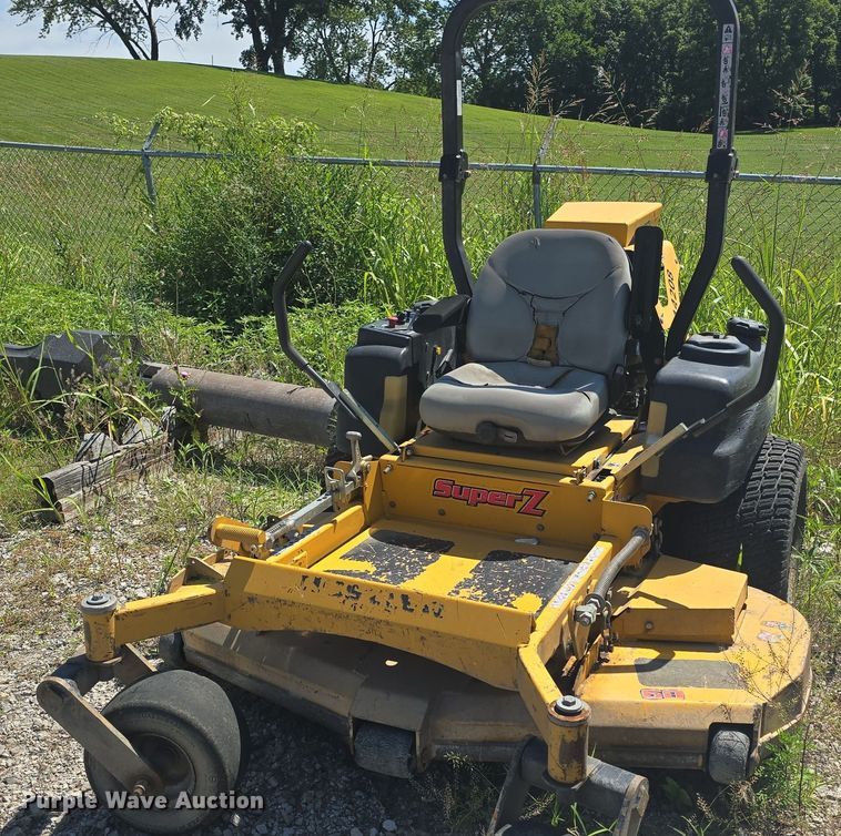 image for item EK6191 Hustler Super Z ZTR lawn mower