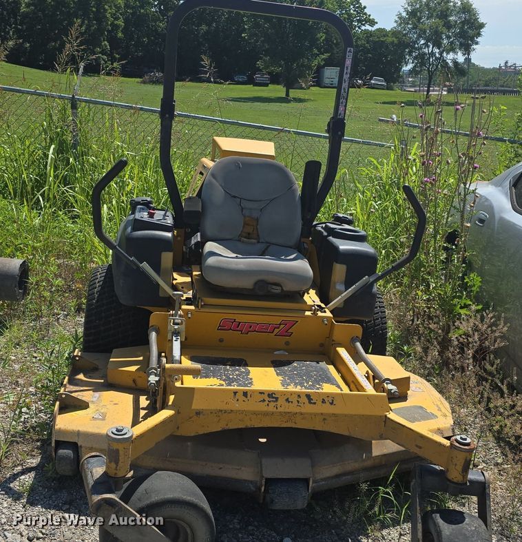 image for item EK6191 Hustler Super Z ZTR lawn mower