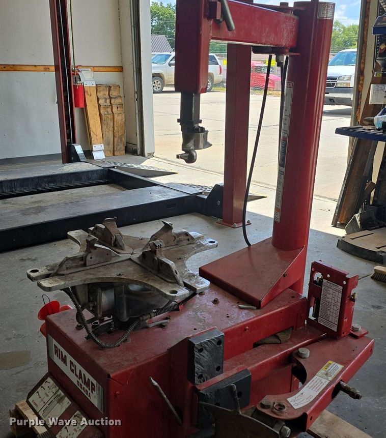 image for item EK6202 Coats  5040A  tire machine