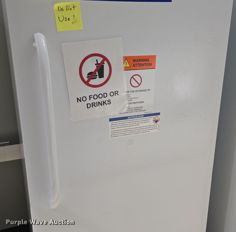 image for item EK6207 Fisher Scientific 17LREEFSA fridge 