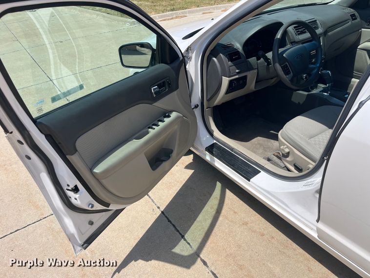 image for item EK8746 2010 Ford Fusion SE 