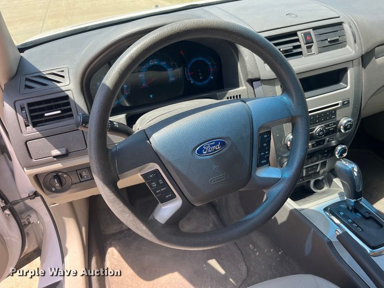 image for item EK8746 2010 Ford Fusion SE 