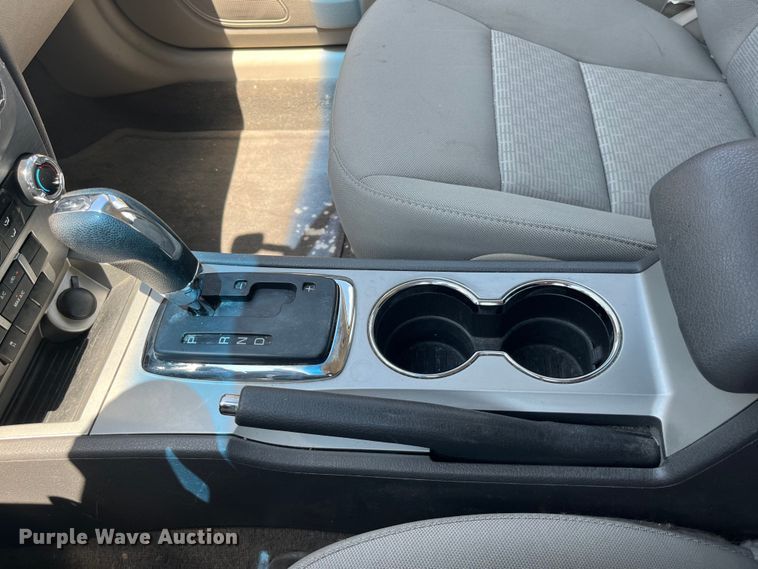 image for item EK8746 2010 Ford Fusion SE 