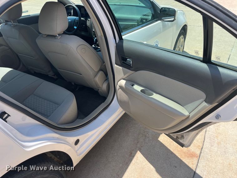 image for item EK8746 2010 Ford Fusion SE 